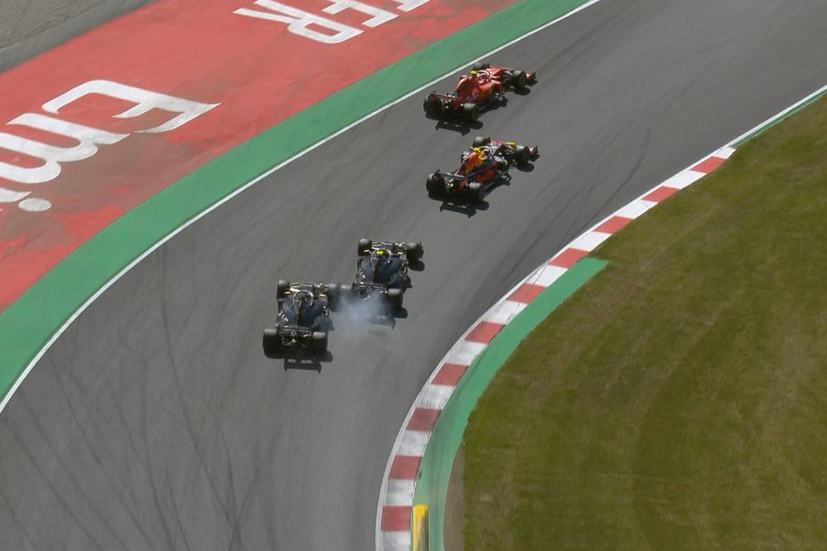 ハースF1チーム、あわや同士討ちのドライバー陣と緊急面談