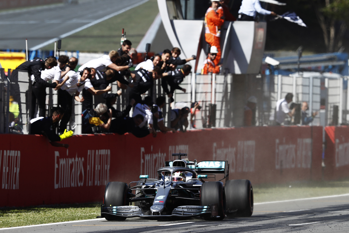 「2019年のメルセデスF1の強さは“別次元”」とフラビオ・ブリアトーレ