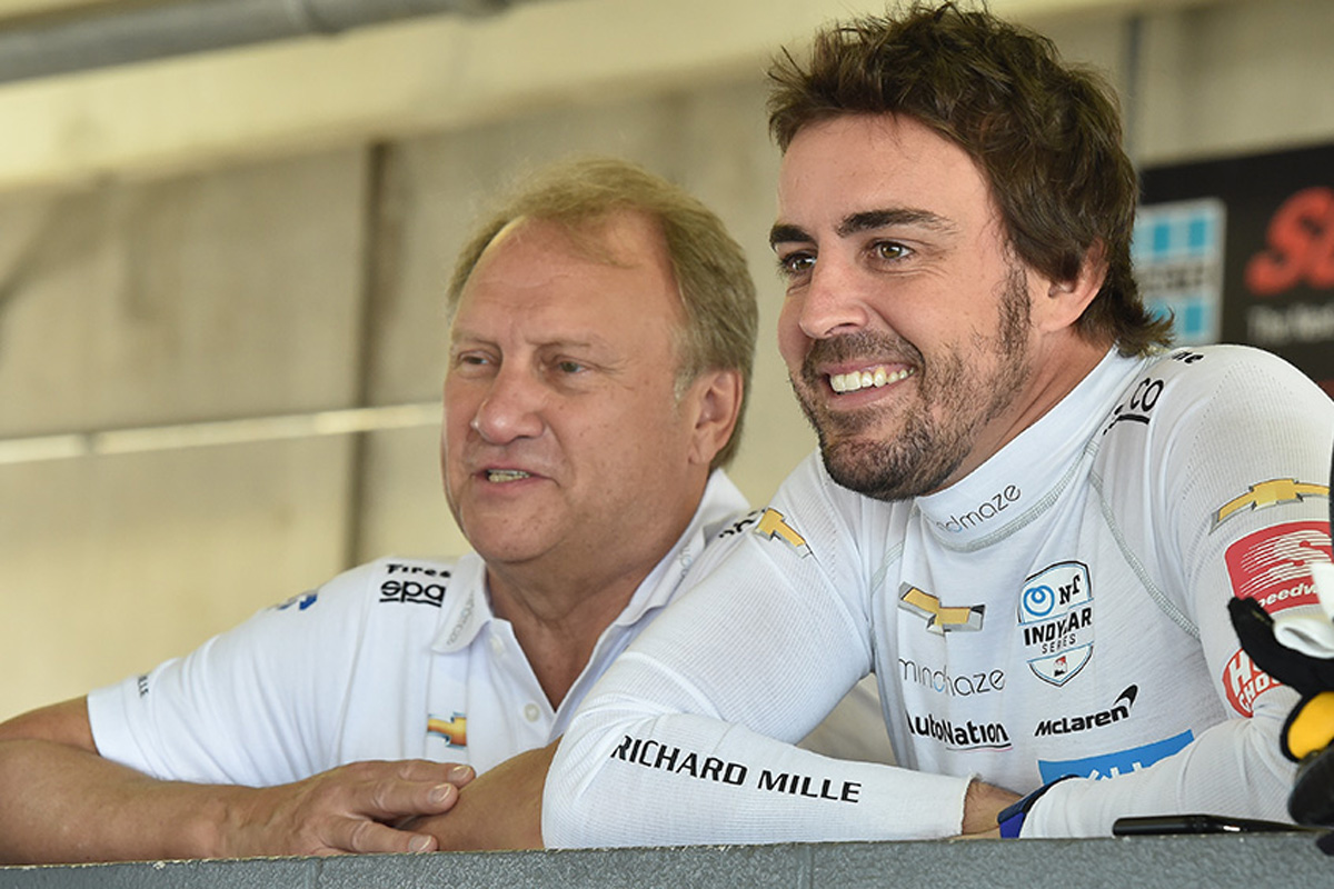 ボブ・ファーンリー、マクラーレンのインディカー代表を辞任