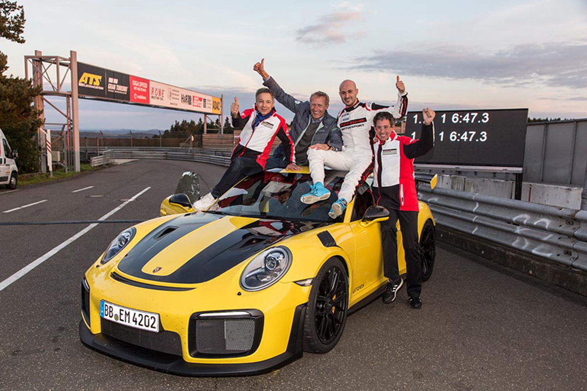 ポルシェ 911 GT2 RS、ニュルブルクリンクの最速タイムを更新