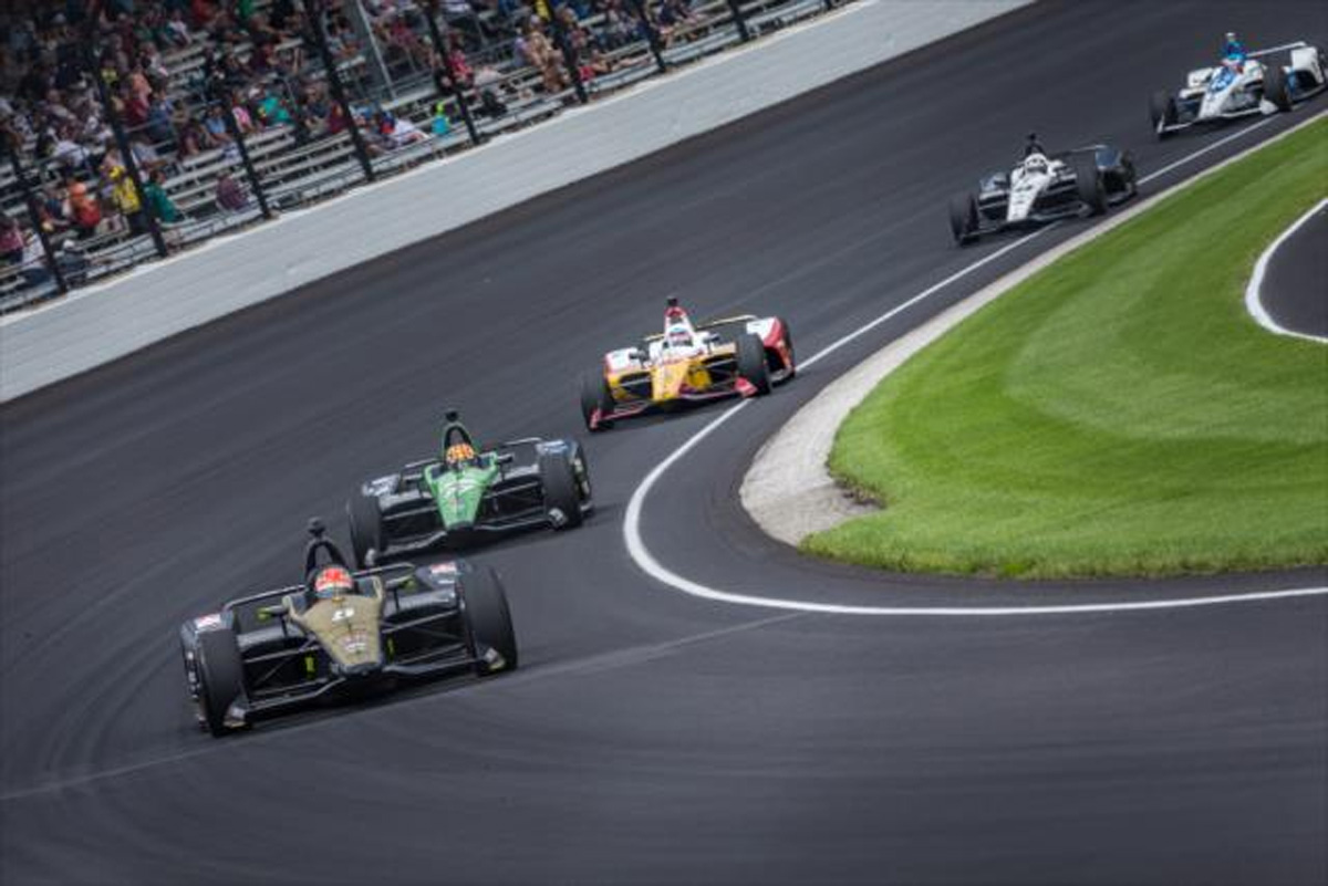 インディ500 | カーブデー：T.カナーンがトップ、佐藤琢磨は3番手