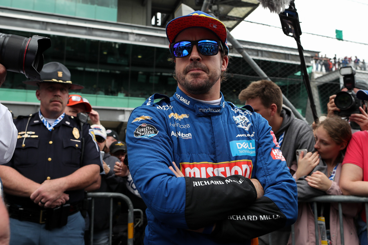 フェルナンド・アロンソ、フェラーリのベッテルのF1シートを狙う?