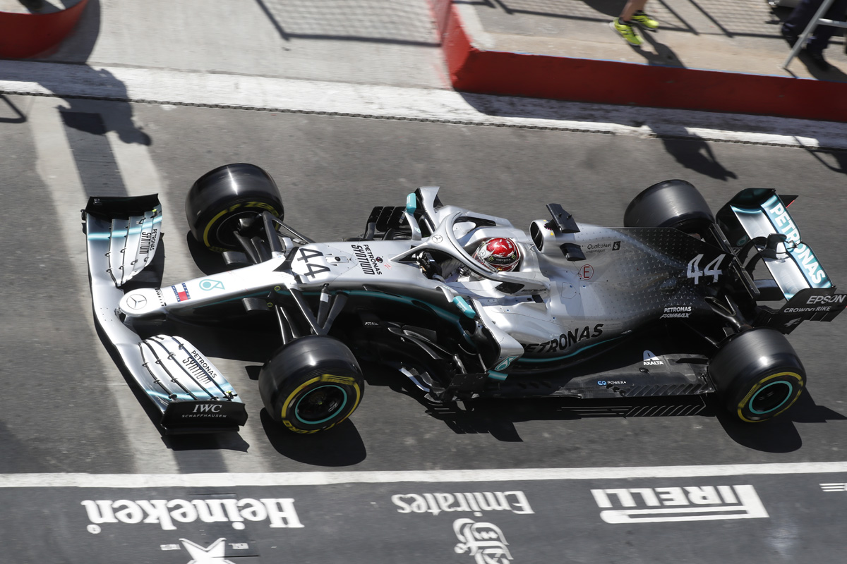 メルセデス、“フェーズ2”F1エンジンに信頼性問題の兆候
