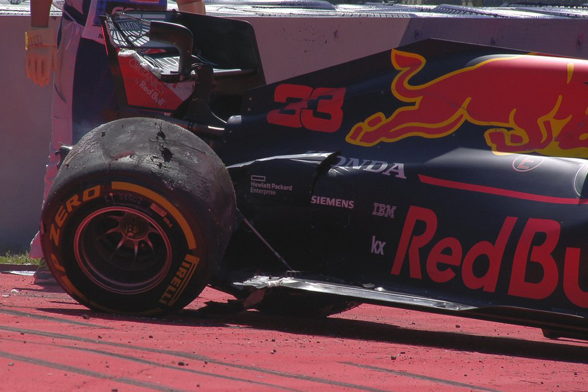 マックス・フェルスタッペンがクラッシュ / F1オーストリアGP(FP2)