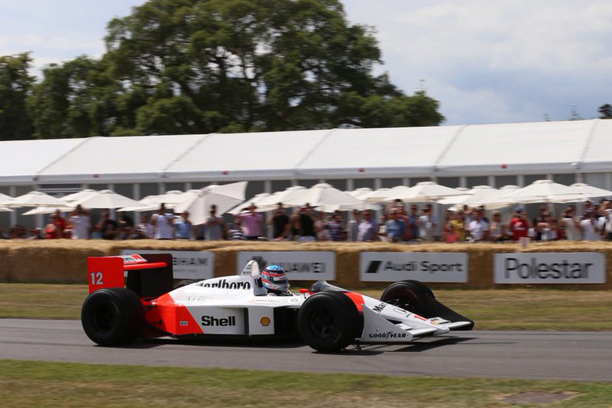 【動画】佐藤琢磨、アイルトン・セナのマクラーレン・ホンダ MP4/4で走行