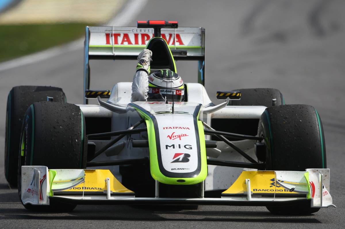 ジェンソン・バトン、F1イギリスGPでブラウンGPのF1マシンでデモ走行