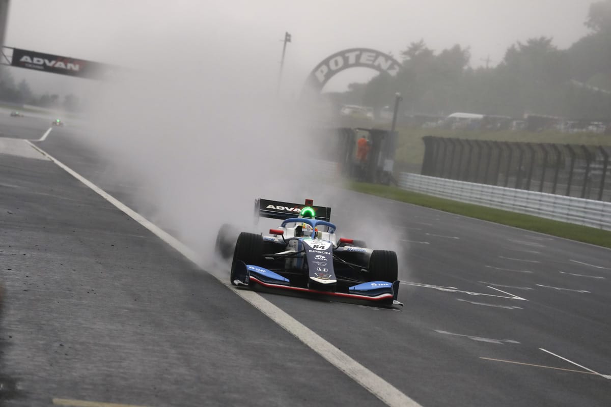 スーパーフォーミュラ 第4戦 結果 | アレックス・パロウが初優勝