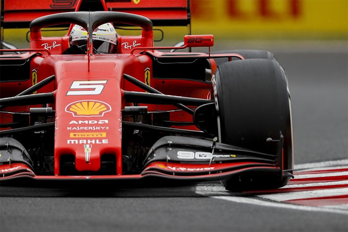 フェラーリ、シーズン中のF1タイヤの仕様変更プロセスに不満
