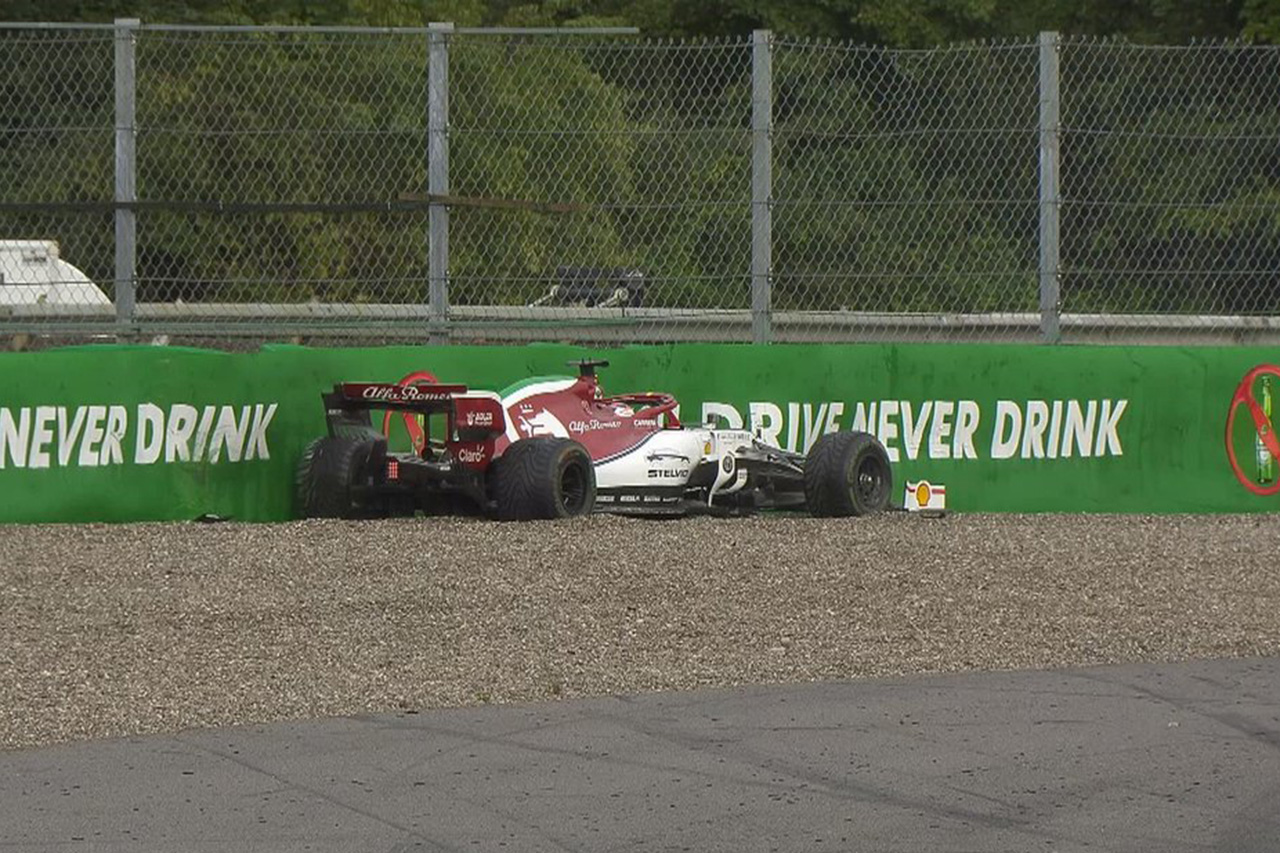 【動画】 キミ・ライコネンがパラボリカでクラッシュ / F1イタリアGP