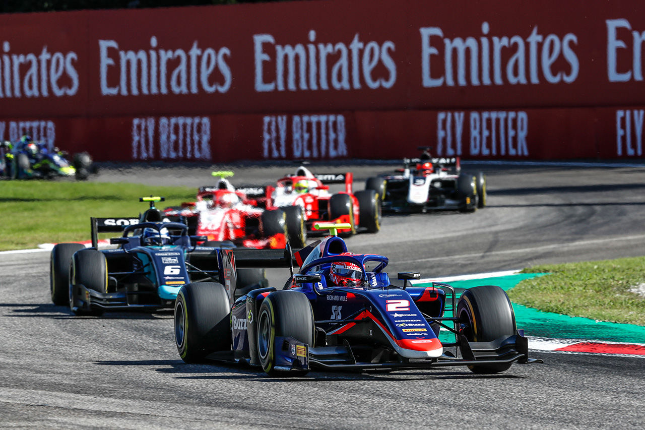 F2イタリア大会レース2 | J.エイトケンが優勝 松下信治は5位入賞
