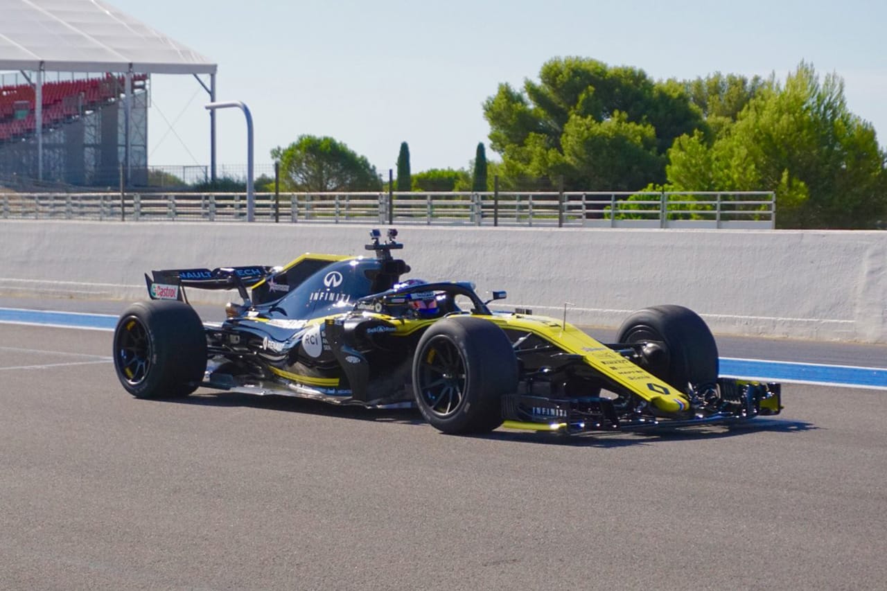 ピレリ、18インチF1タイヤのテスト初日に94周を走破