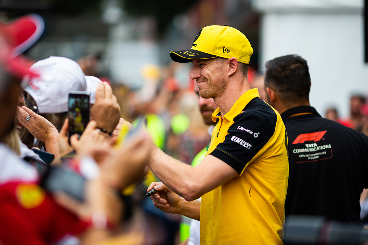 ニコ・ヒュルケンベルグ、ハースF1チームと契約済との報道を否定