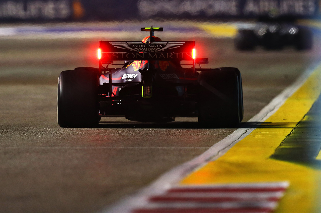 レッドブルF1首脳 「開発レースで遅れをとり始めたかもしれない」