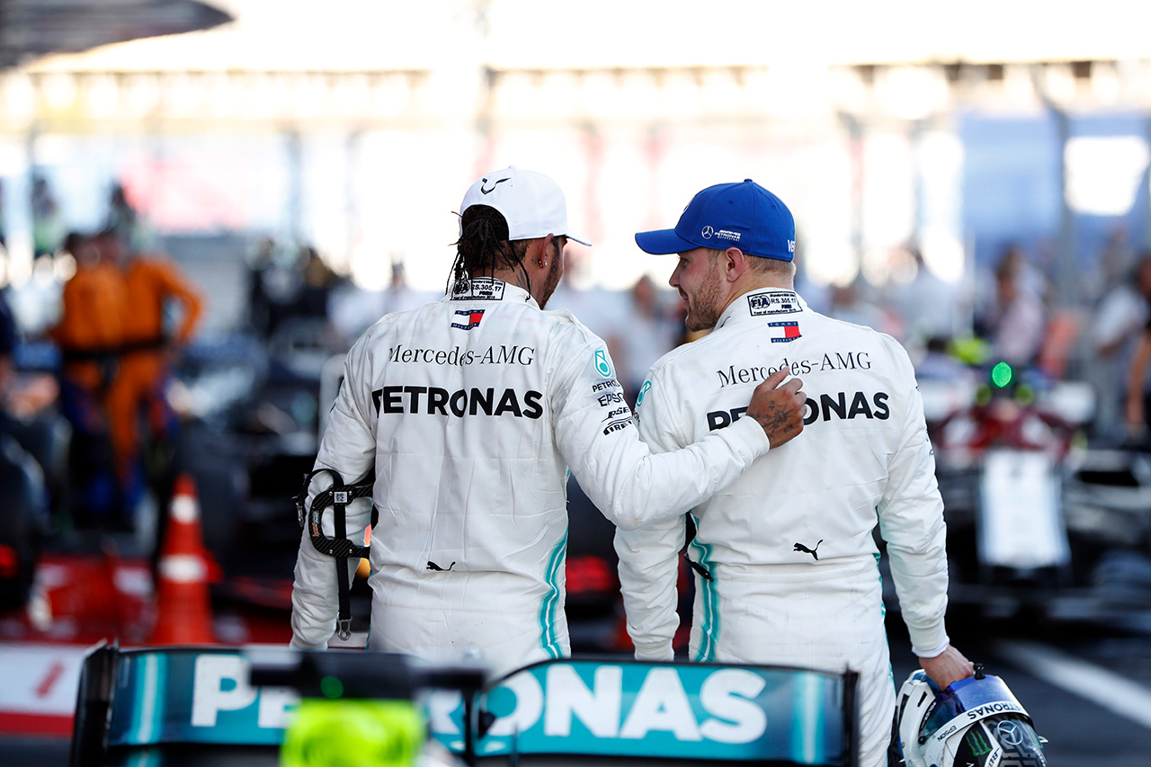 メルセデス、逆転1-2フィニッシュでタイトルに弾み / F1ロシアGP