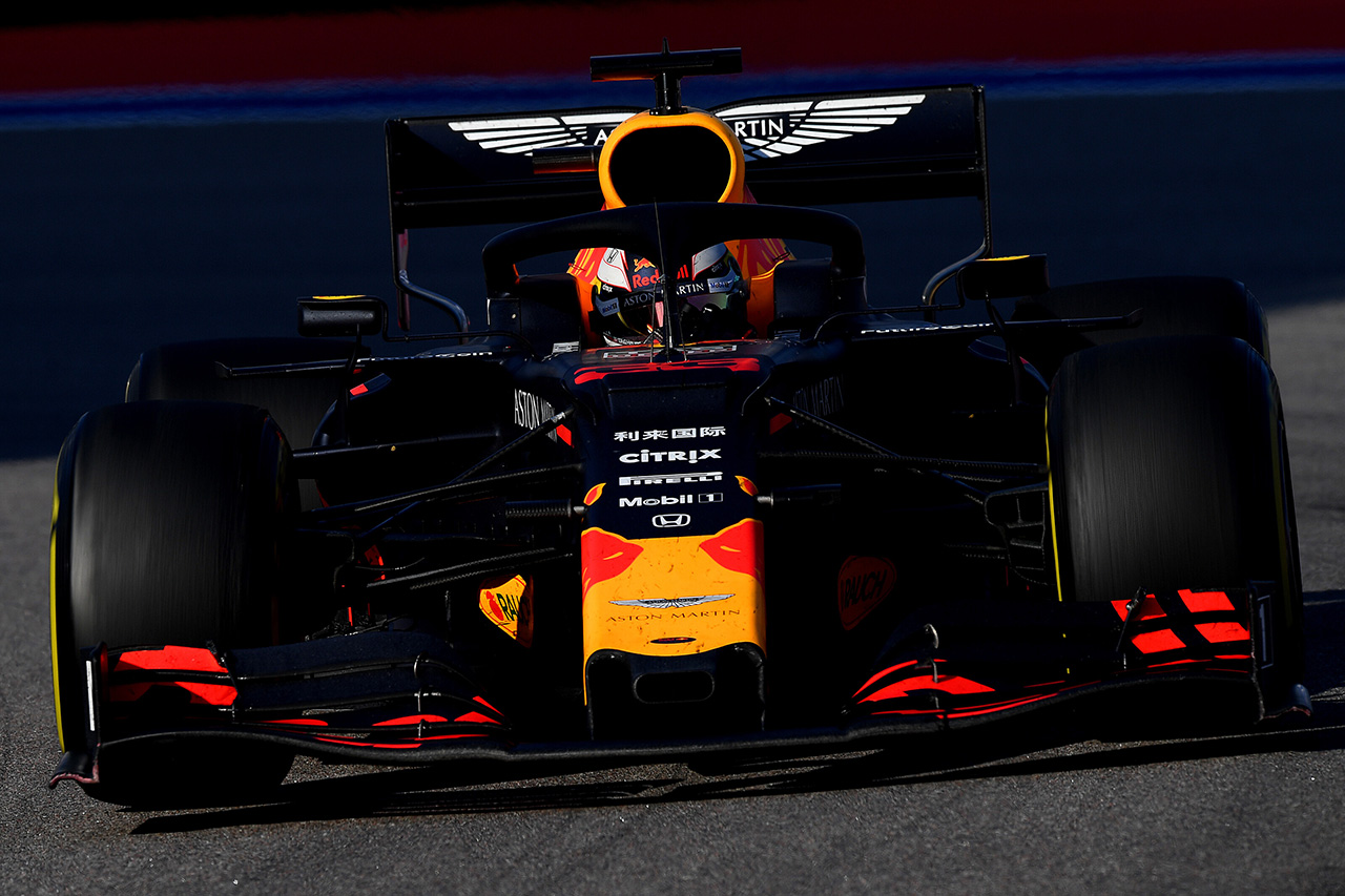 レッドブル・ホンダ、後方グリッドからダブル入賞 / F1ロシアGP