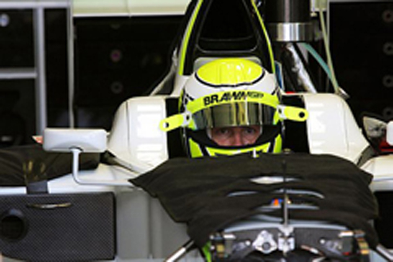 ジェンソン・バトン、ヘルメットのカラーリングを一新