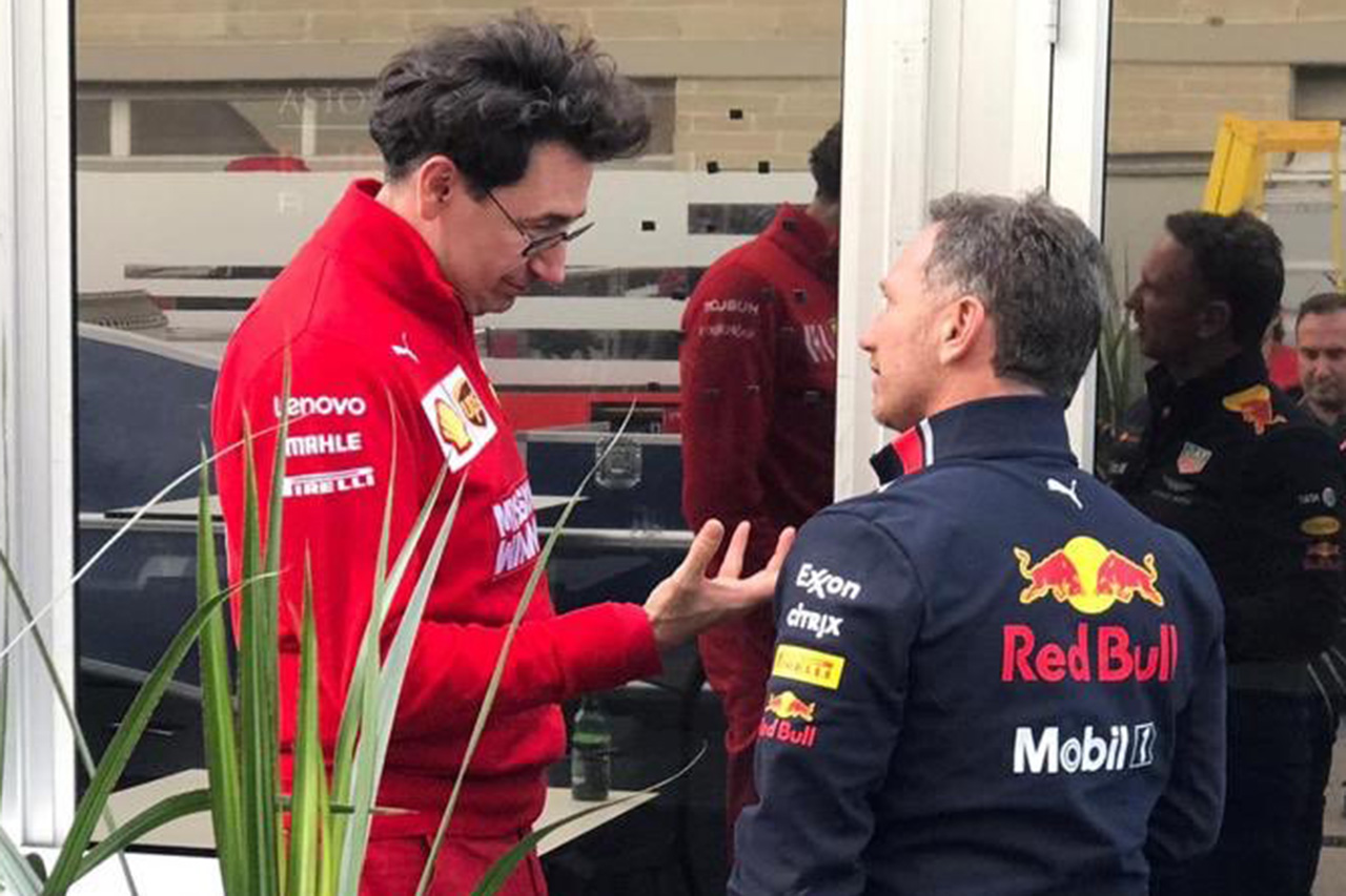 フェラーリF1チーム代表、レッドブルのホスピタリティに抗議に出向く
