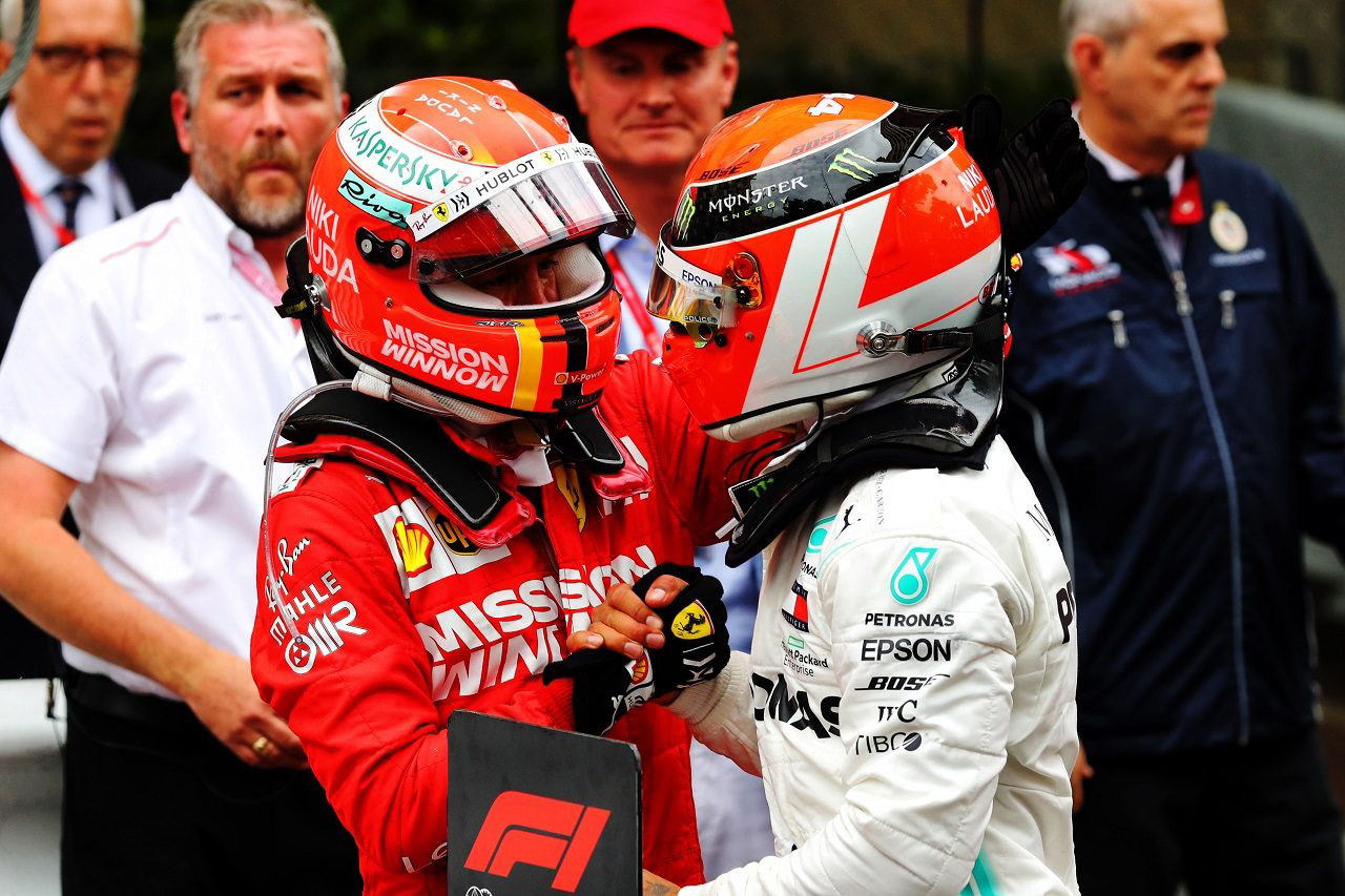 セバスチャン・ベッテル 「F1のヘルメットカラーのルールは馬鹿げてる」