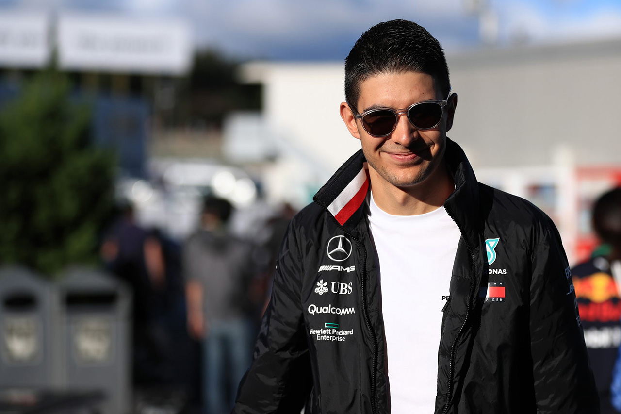 エステバン・オコン、アブダビテストでルノーのF1マシンをテスト