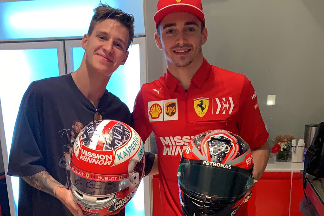シャルル・ルクレール、ファビオ・クアルタラロとヘルメット交換