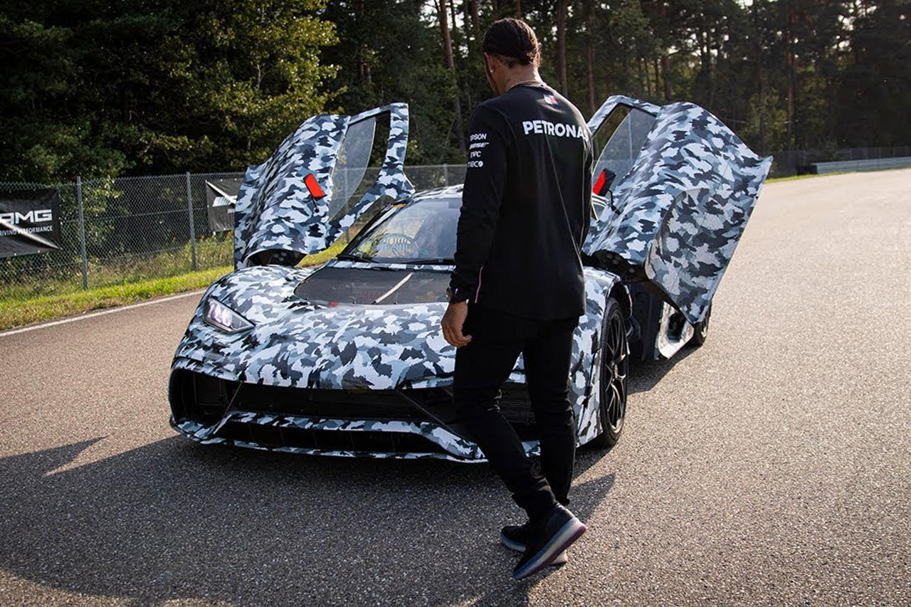 【動画】 ハミルトン、メルセデスのハイパーカー『Project ONE』と初対面