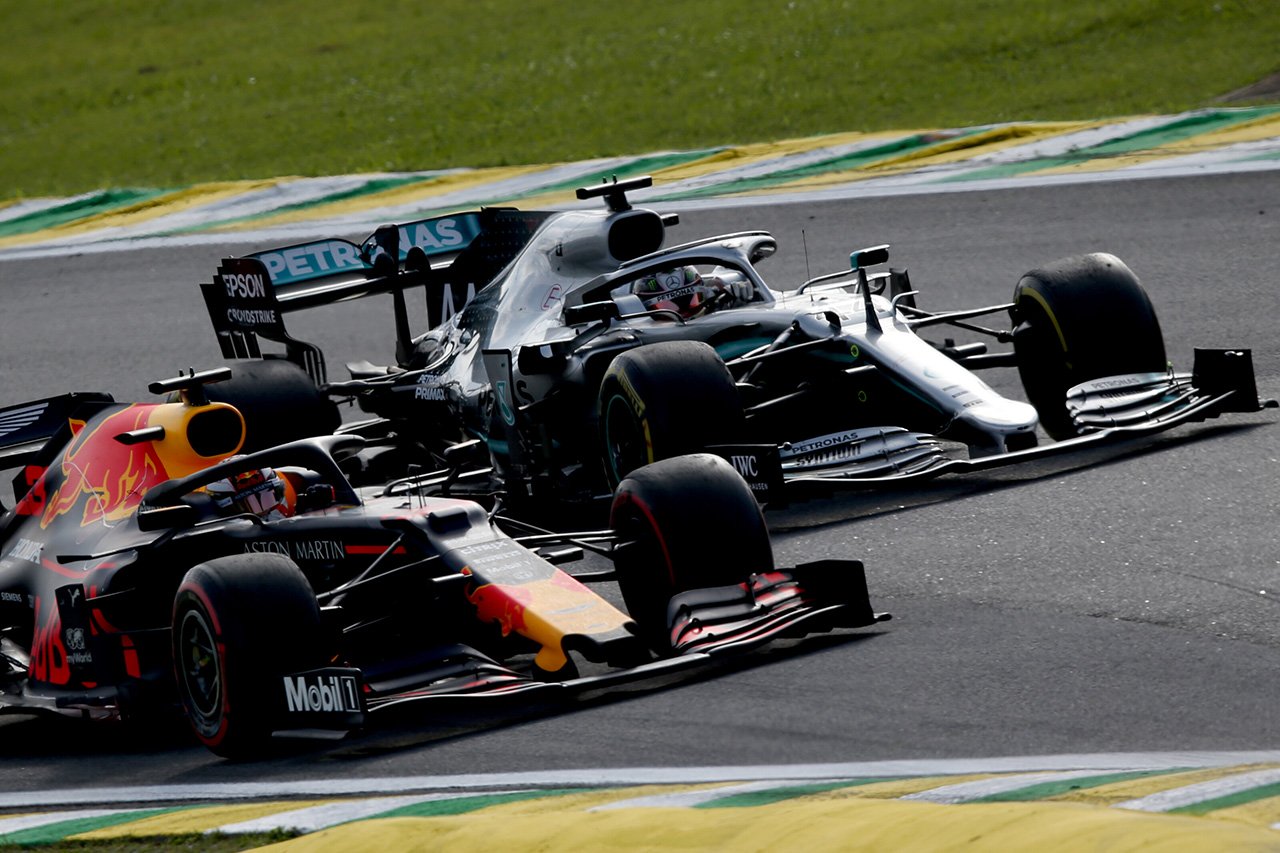 メルセデスF1、2020年のタイトル争いでレッドブル・ホンダを警戒