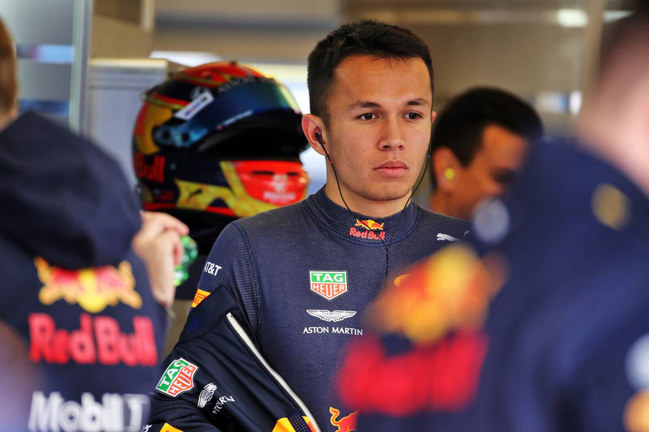 アレクサンダー・アルボン 「冬季テストでやっとF1マシンで実験ができる」