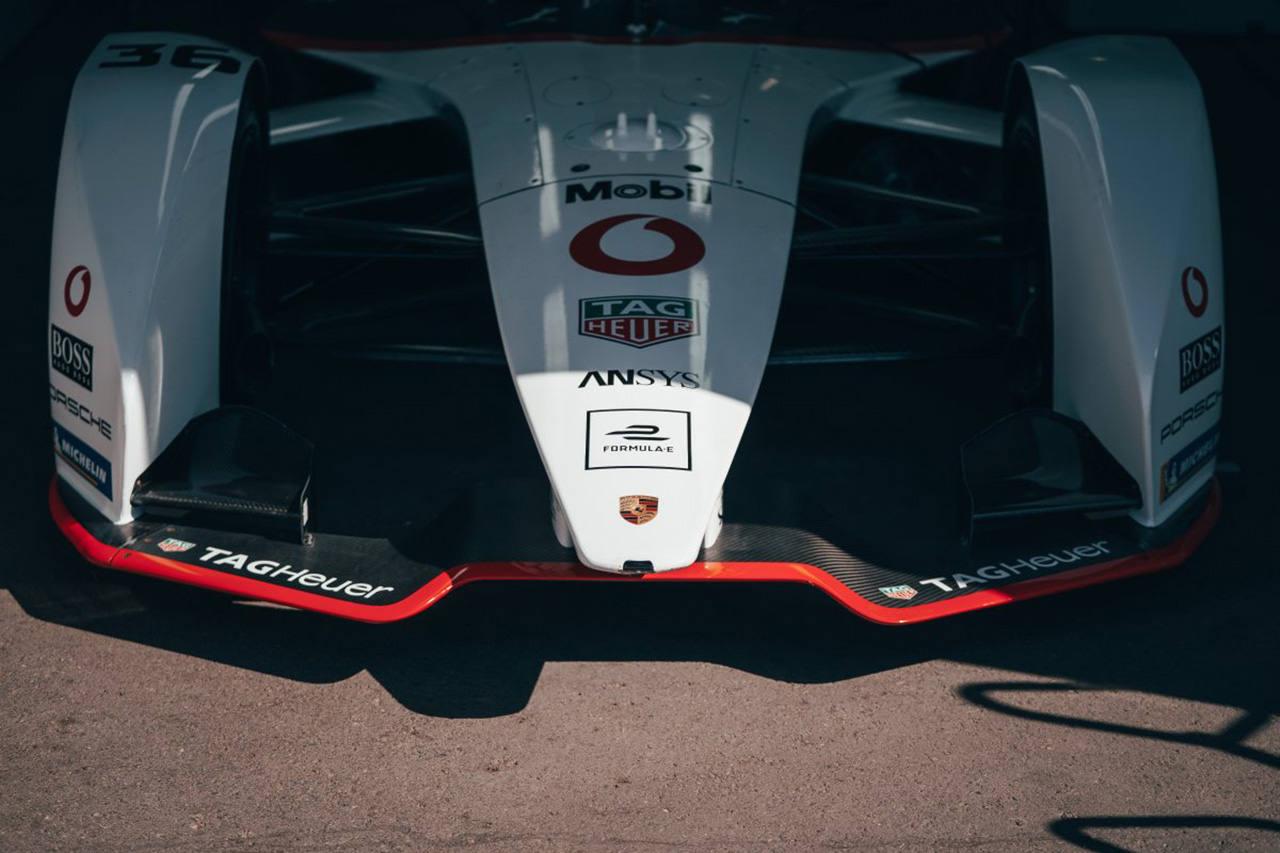 ポルシェ 「F1向けのV6ターボパワーユニットを開発していた」