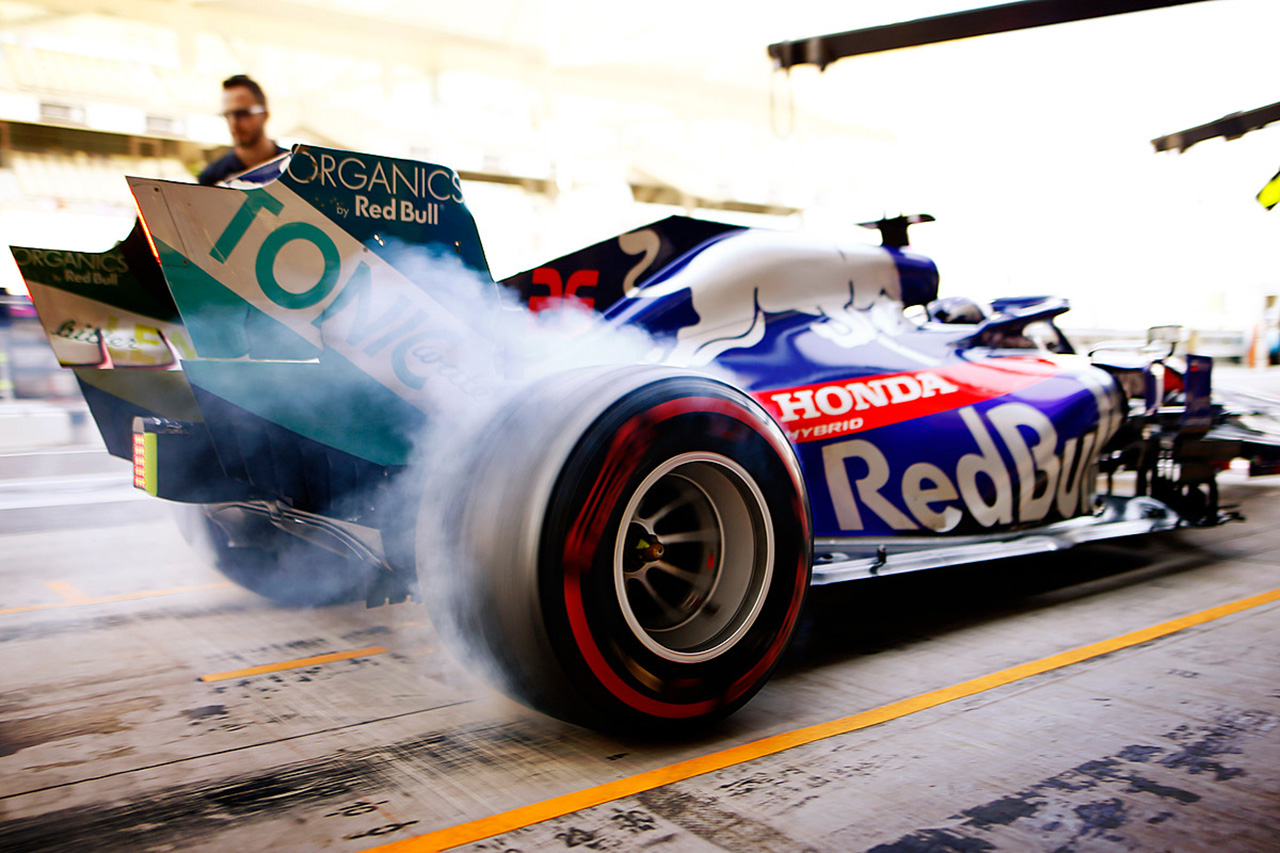 F1 | 2019年仕様タイヤの継続によってオーバーヒート問題に懸念
