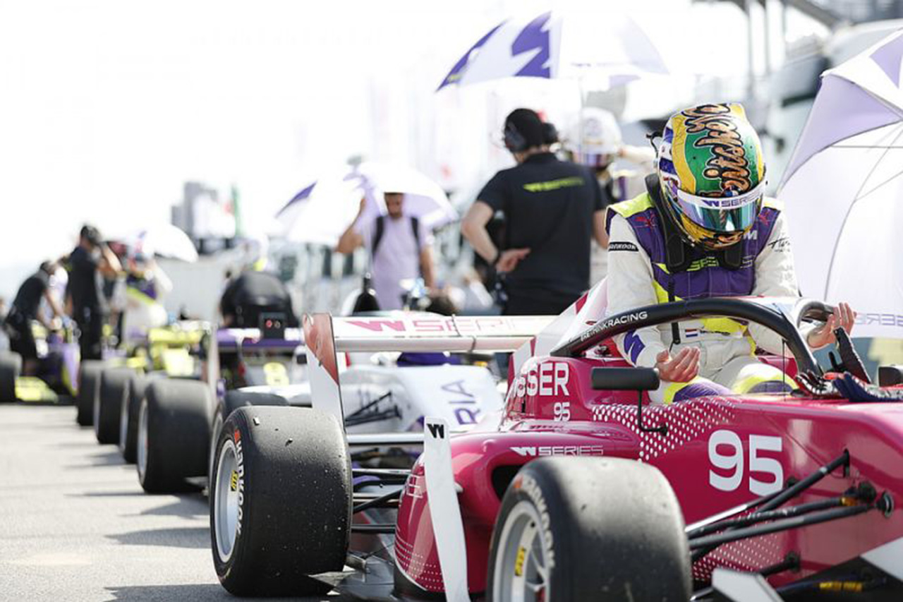 2020年のF1世界選手権 | 2戦でWシリーズをサポートレースとして開催