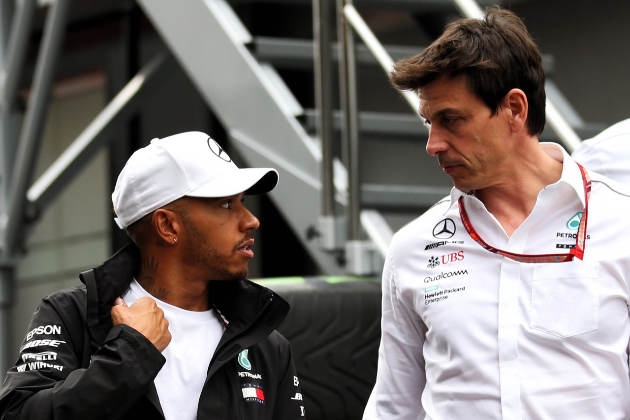 F1 | ルイス・ハミルトン、メルセデスとの契約延長交渉が難航との報道