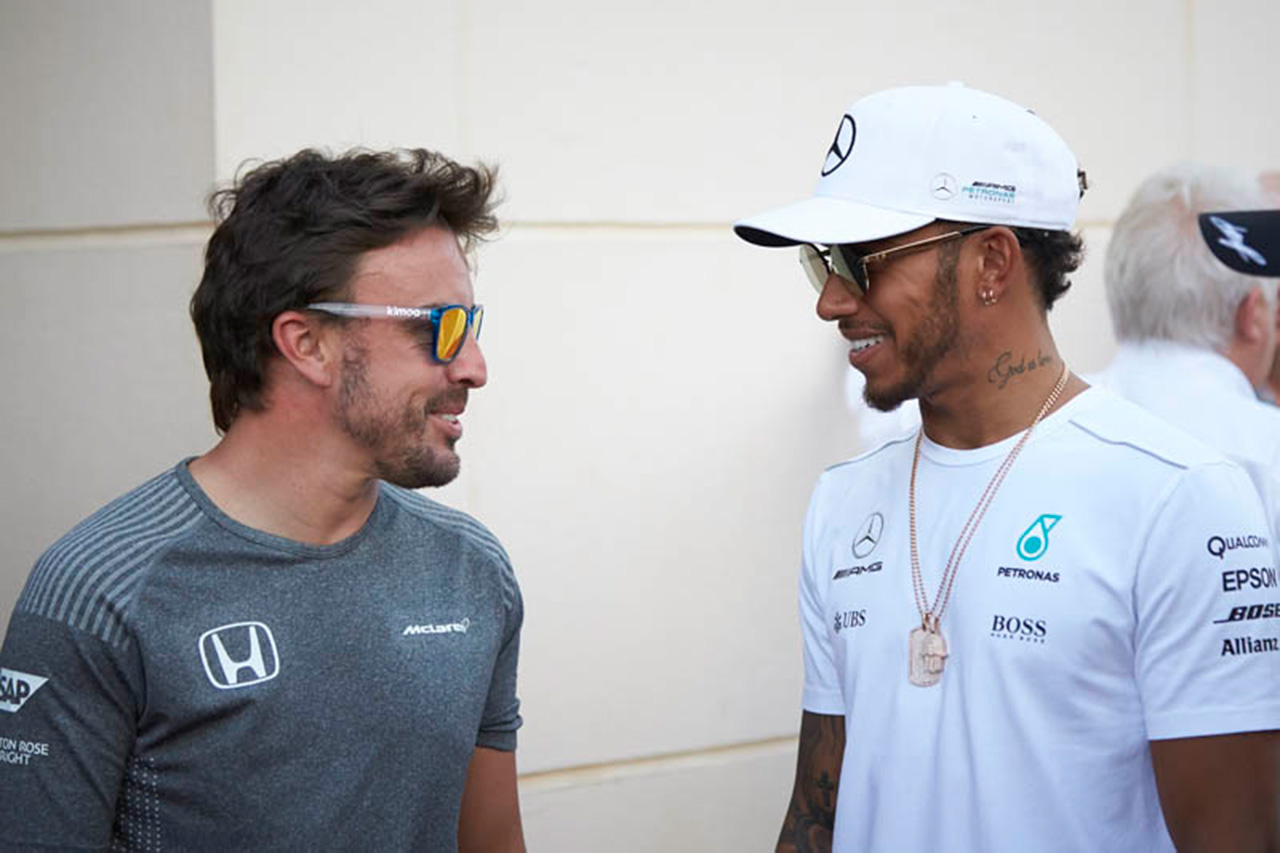 F1 | フェルナンド・アロンソ 「ルイス・ハミルトンにも弱点はある」