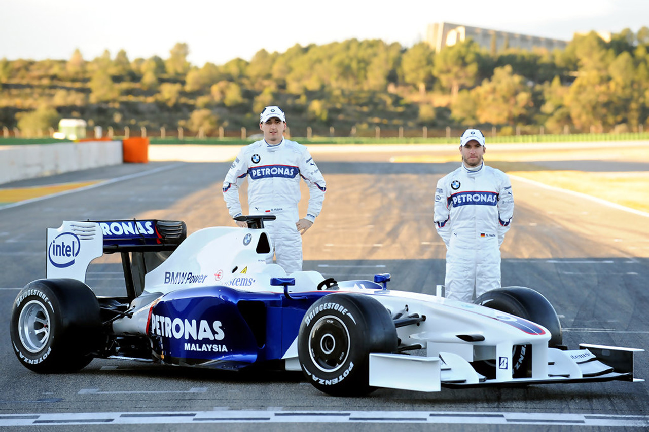 【動画】 BMWザウバー F1.09 発表会&初走行