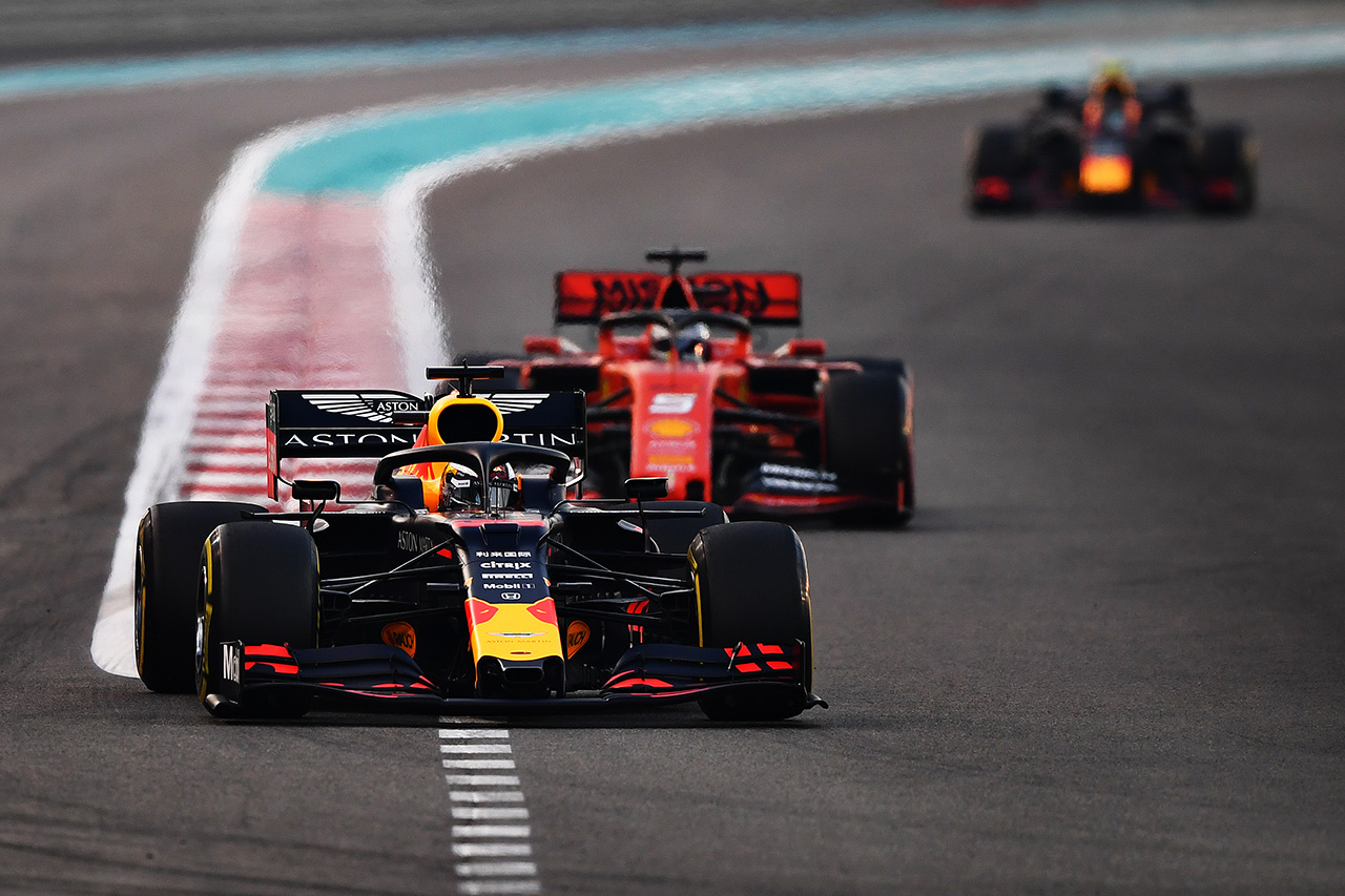 レッドブルF1、2020年もフェラーリのF1エンジンの不正行為を徹底追及