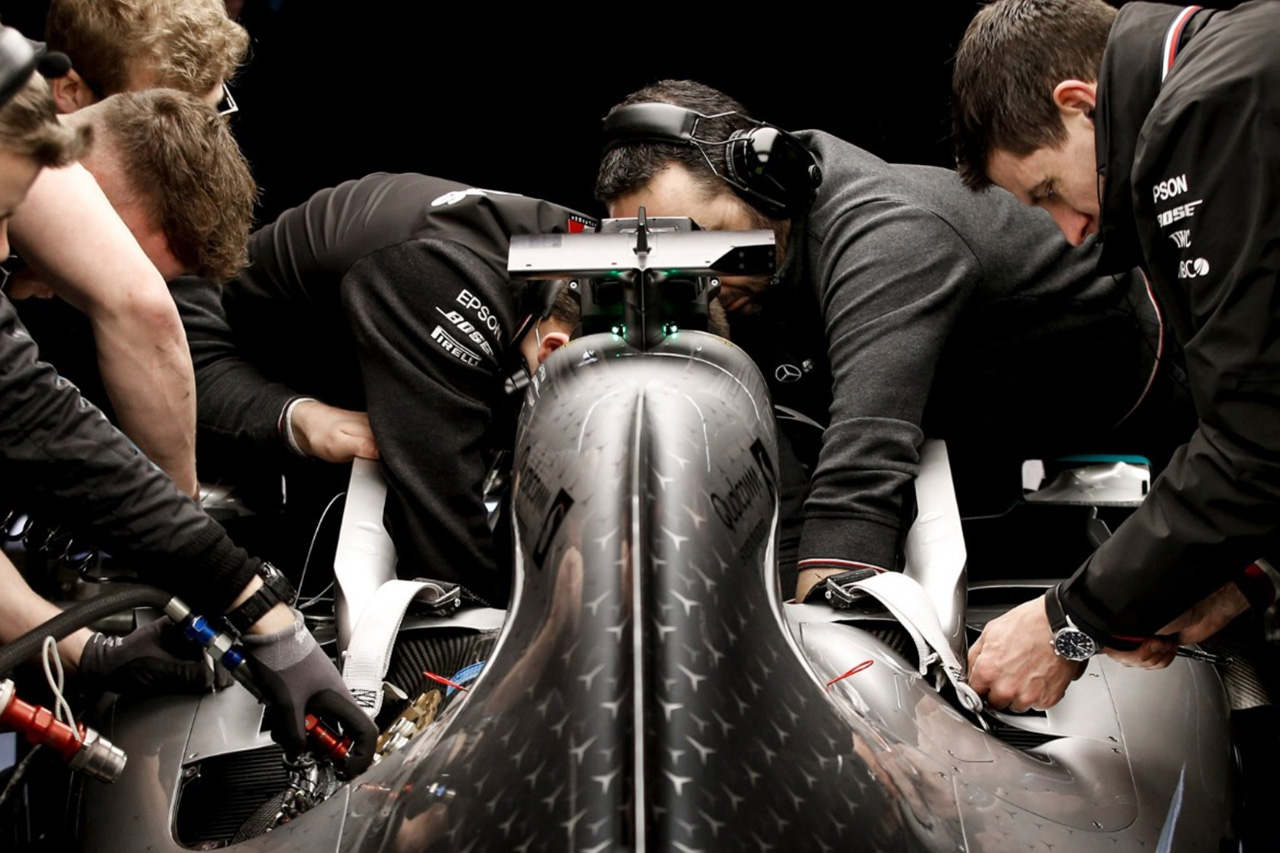 メルセデス、F1撤退を改めて否定「非常に有益な投資」