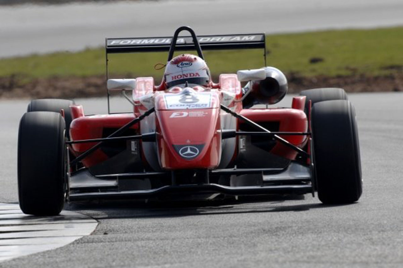 キミ・ライコネン、F3チームを売却