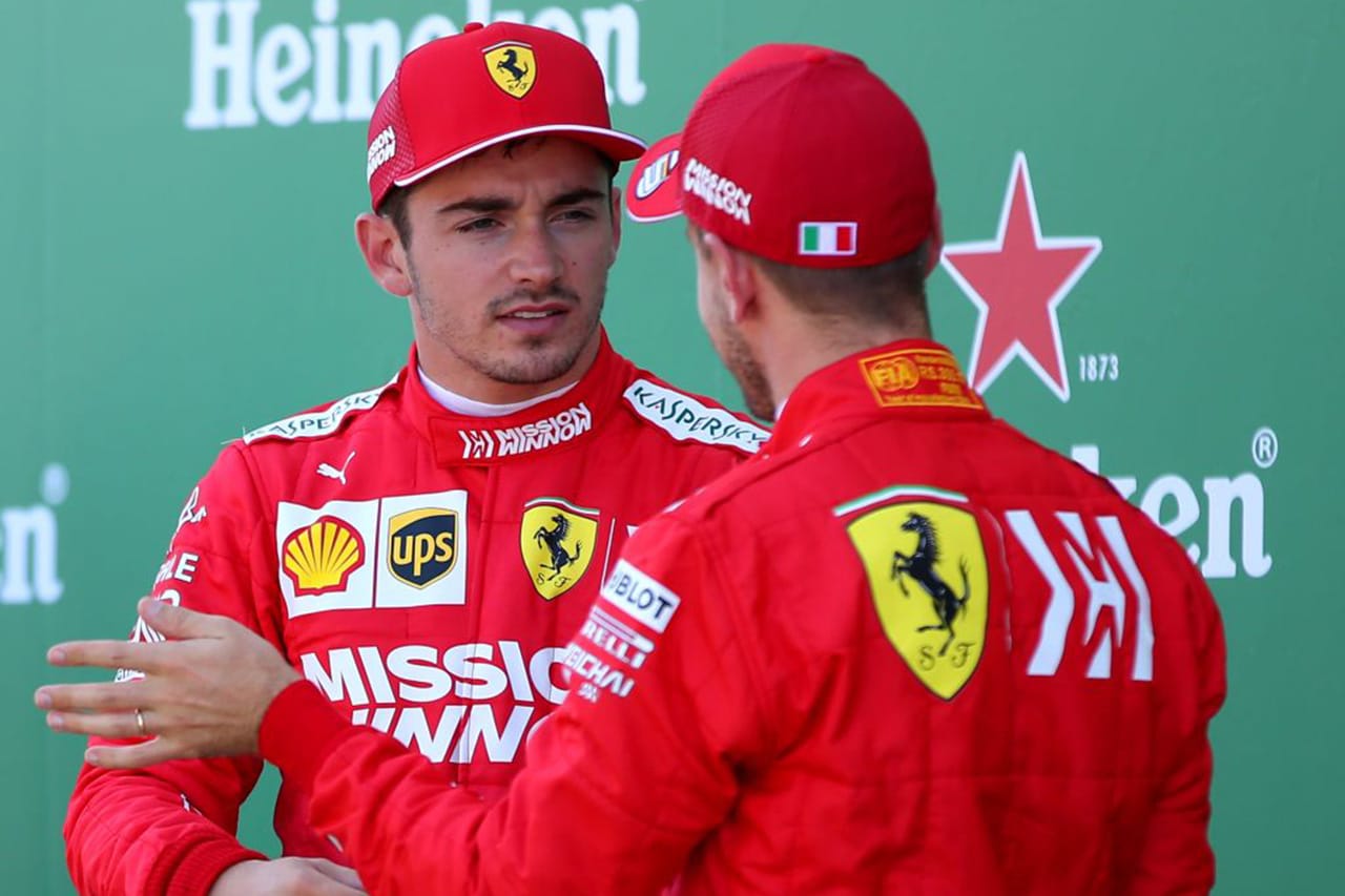 「フェラーリF1の状況はアロンソ/ハミルトンの関係に似ている」とバトン