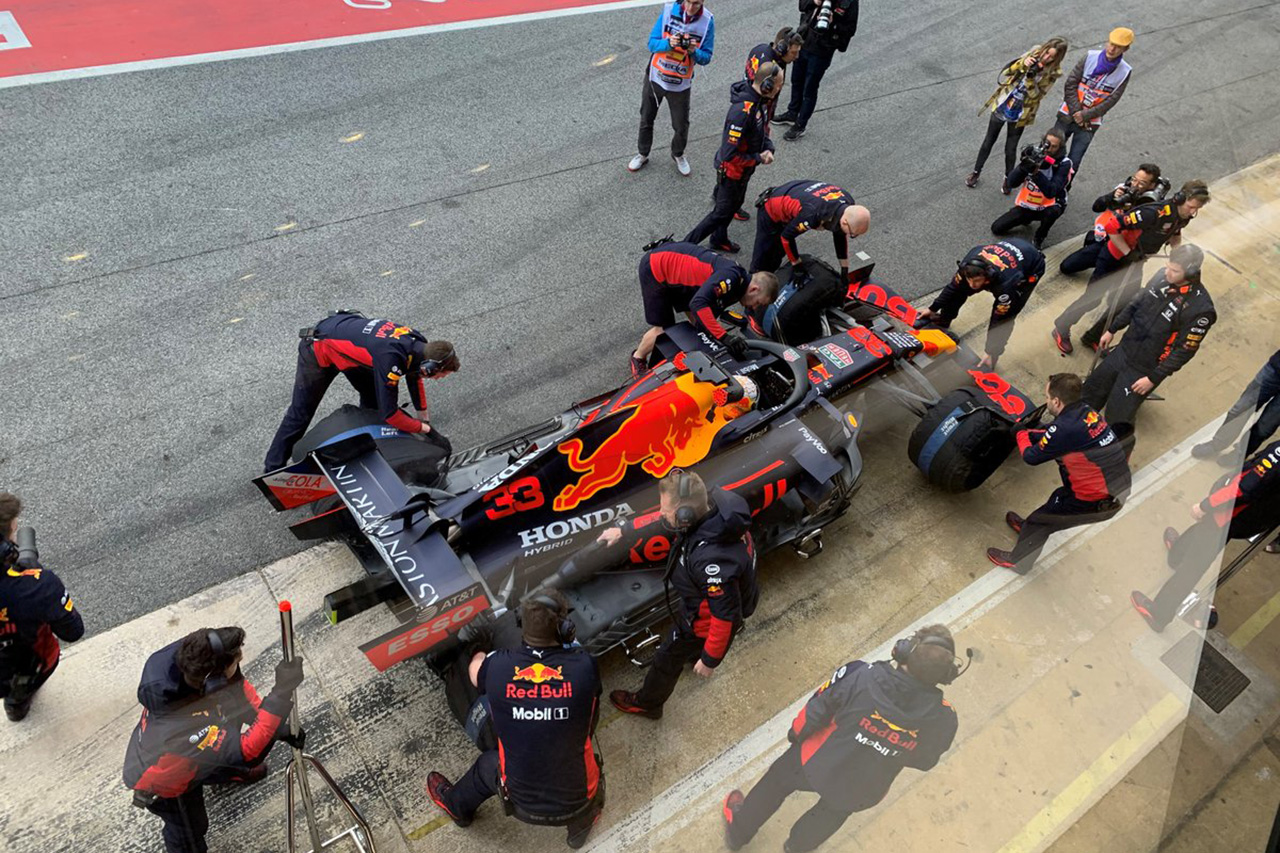 F1プレシーズンテスト 1日目 | 速報・実況ツイート(まとめ)