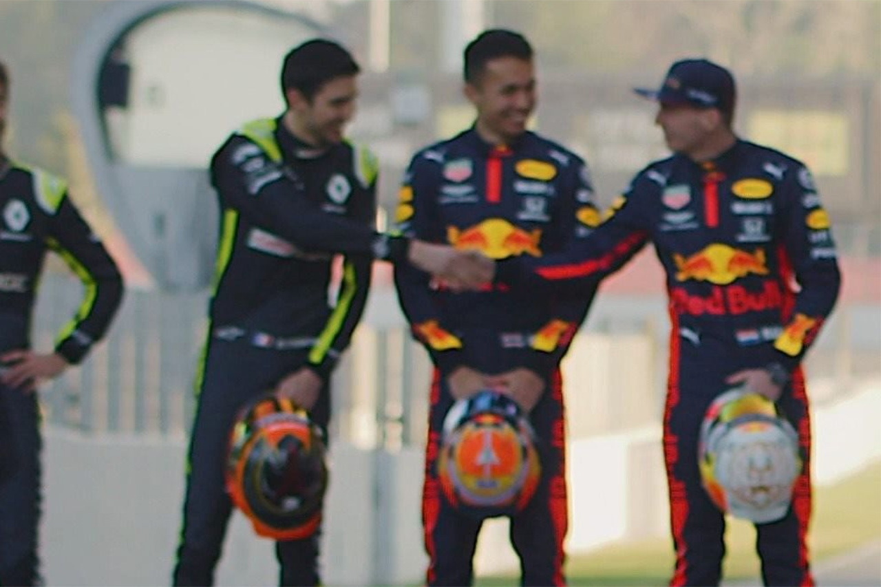 【動画】 マックス・フェルスタッペンとエステバン・オコンが握手