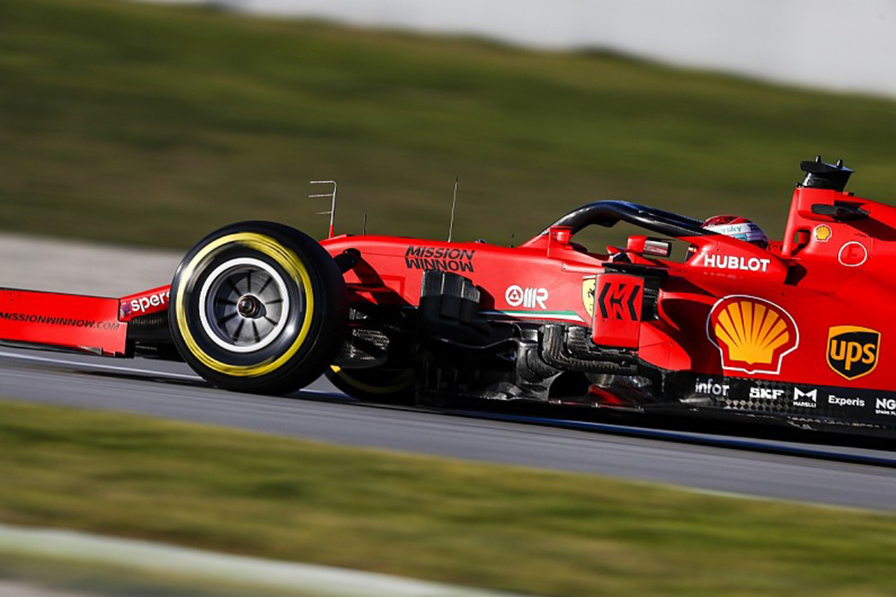 フェラーリF1 「メルセデス型のステアリングシステムを検討していた」