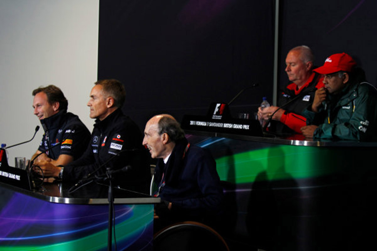 FIA、ブロウン・エキゾースト論争の臨時会議のために技術代表を招集