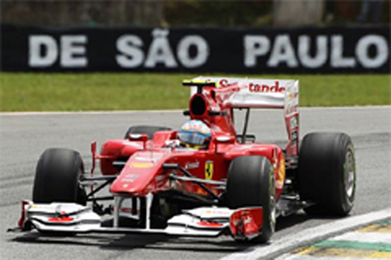 フェラーリ:F1ブラジルGP初日