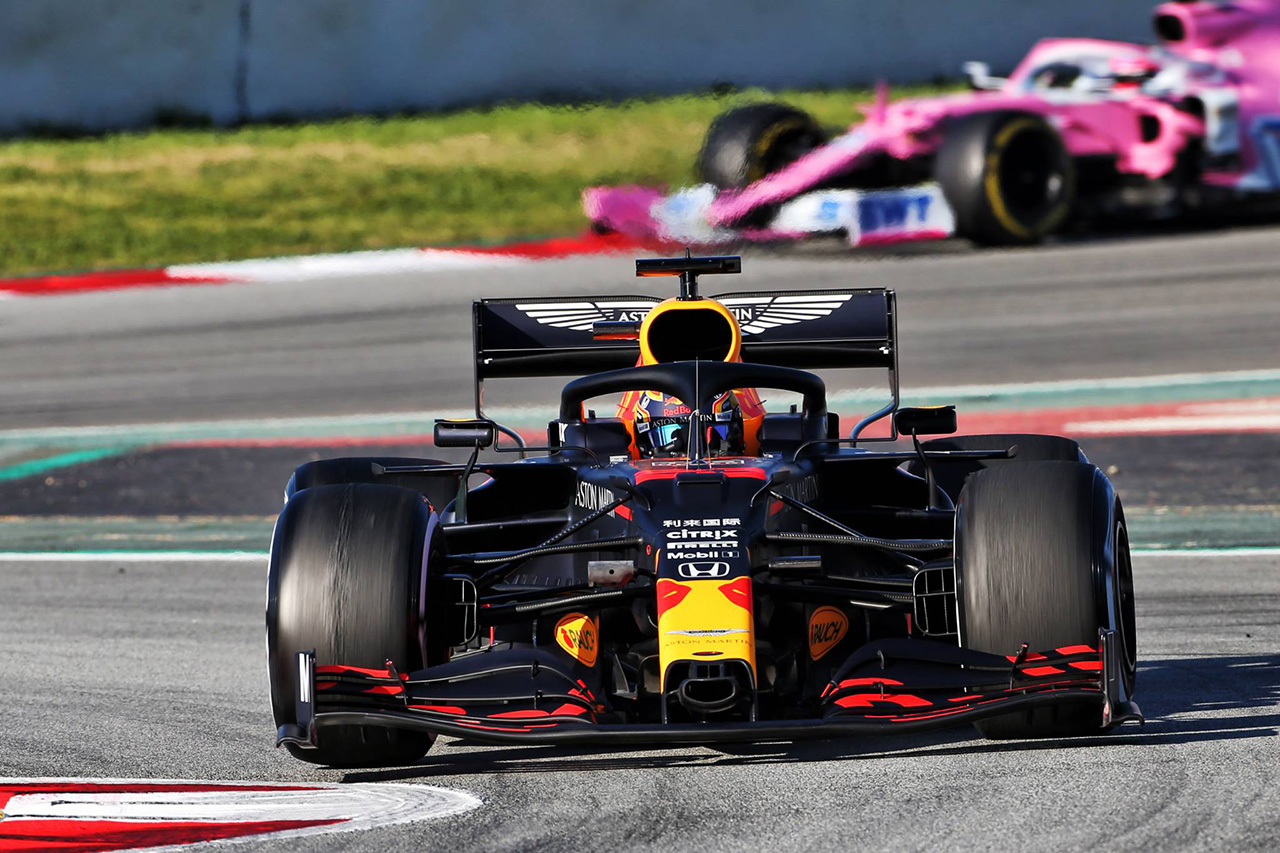 レッドブル・ホンダF1 「メルセデスは絶対的なベンチーマーク」