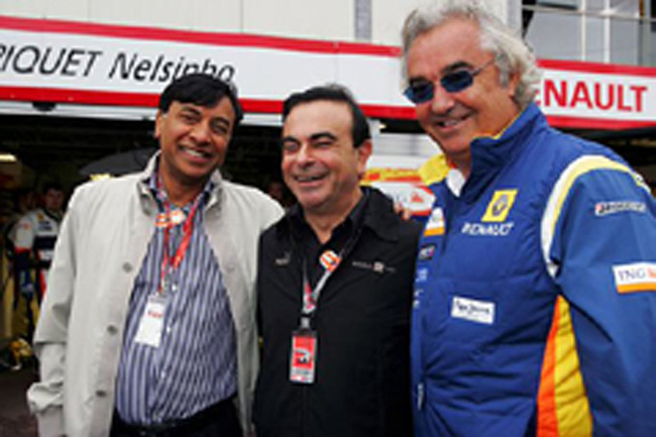 カルロス・ゴーン、ルノーF1の長期継続を明言