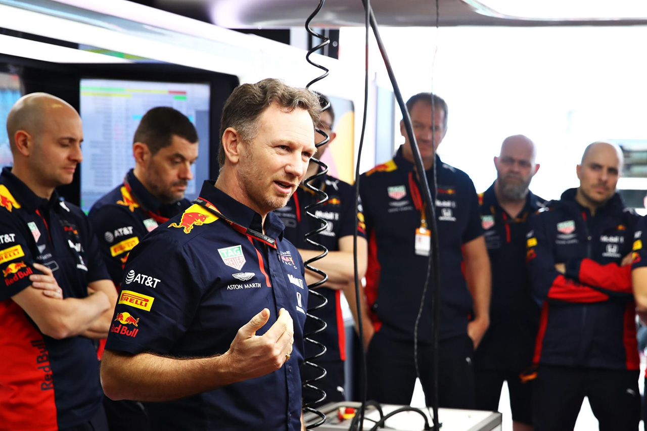 レッドブル・ホンダF1、さらなるレースの延期への支持を表明