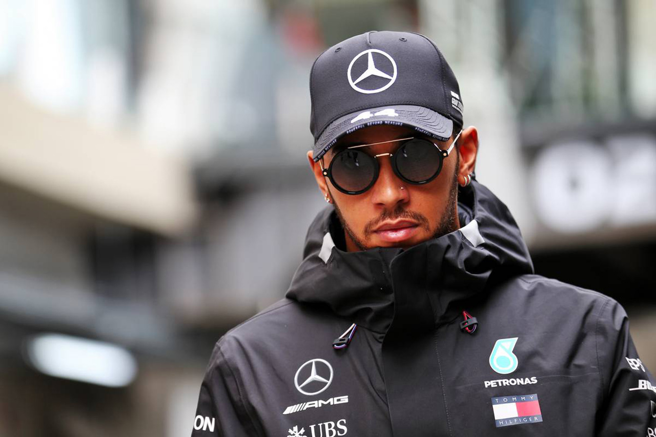 ルイス・ハミルトン、新型コロナ流行に「無責任で利己的な行動はやめよう」