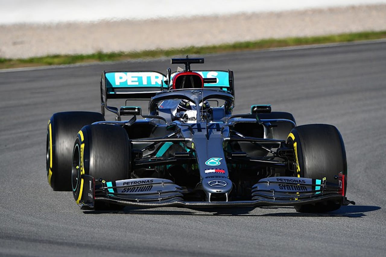 メルセデスF1、現行シャシーのままで2021年にDASを禁止することに合意