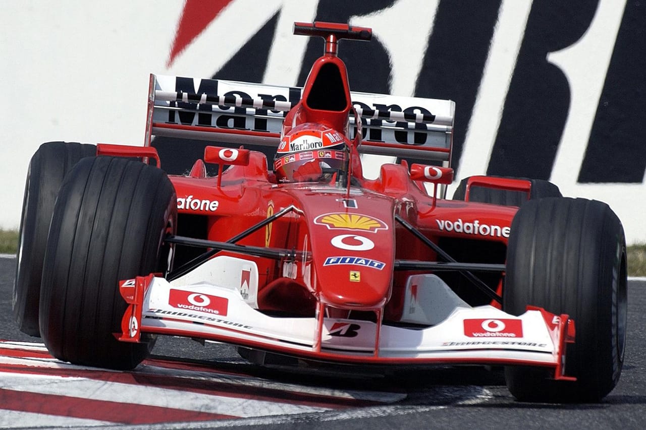 F1マシン列伝:フェラーリ F2002 全レース表彰台“最強の跳ね馬”
