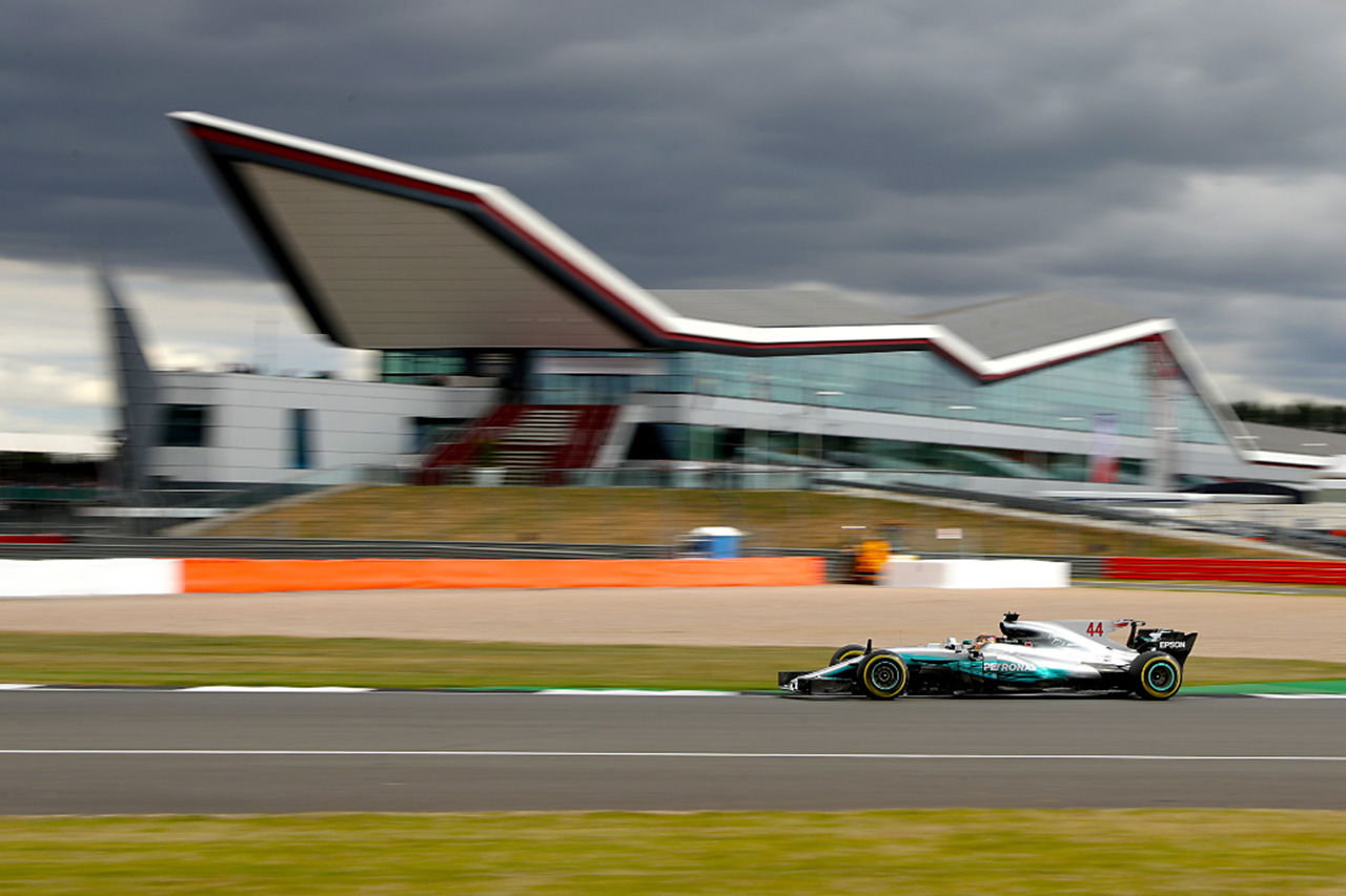 2020年のF1カレンダー 最新情報:3つのサーキットでダブル開催で19戦?