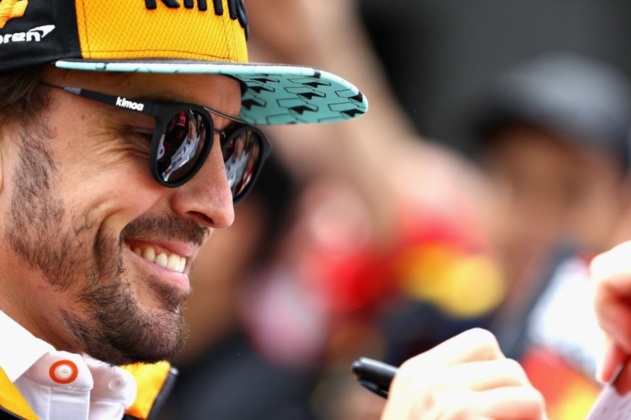 フェルナンド・アロンソのルノーF1の給与をリバティ・メディアが負担？